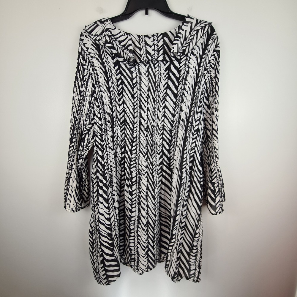 Sunny‎ Taylor Women's Black White 3/4 Sleeve Ruffle Swimsuit Cover 1X Blouse Top - Picture 8 of 8